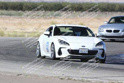 media/Sep-15-2024-Speed Ventures (Sun) [[7a54f7ed2f]]/Yellow Group/Session 1 (Outside Grapevine)/